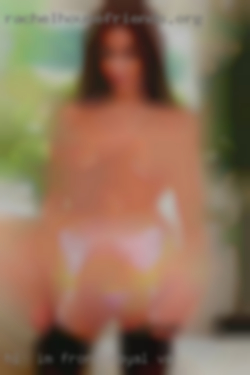 Hi , im a sub/ bottom in Front Royal, VA crossdresser.